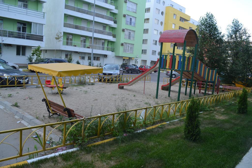 Apartament Antonia Summerland Mamaia Ngoại thất bức ảnh
