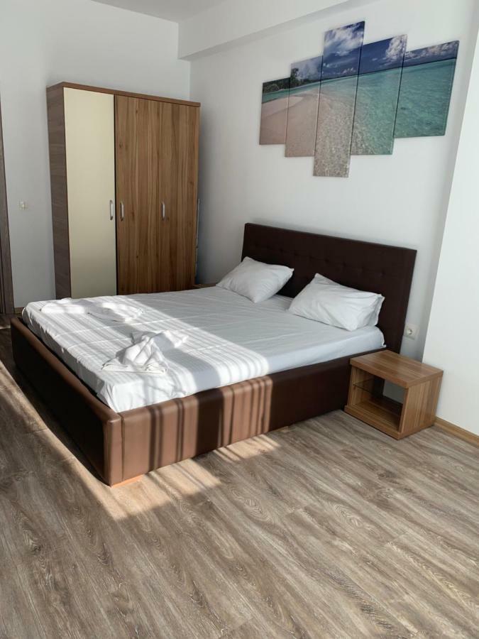 Apartament Antonia Summerland Mamaia Ngoại thất bức ảnh