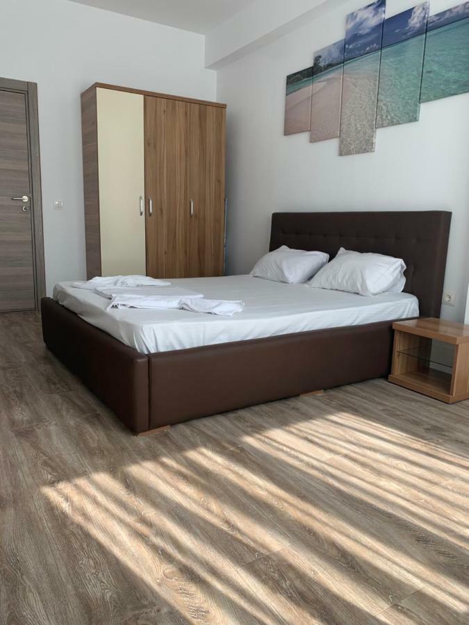 Apartament Antonia Summerland Mamaia Ngoại thất bức ảnh