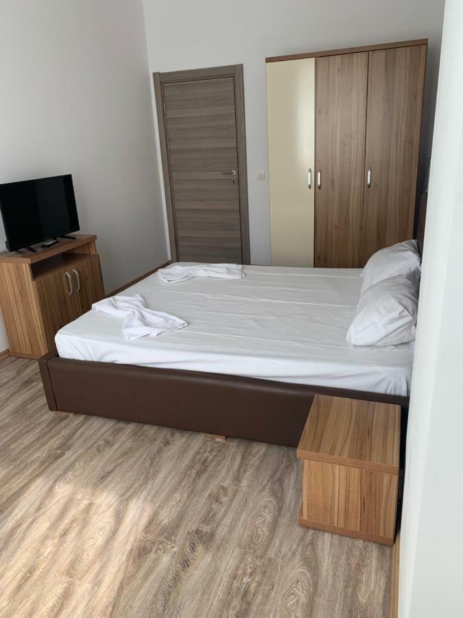 Apartament Antonia Summerland Mamaia Ngoại thất bức ảnh